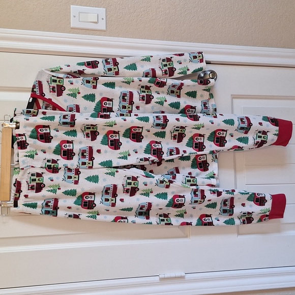 Pajama Set -Trailer Pattern - Picture 4 of 6